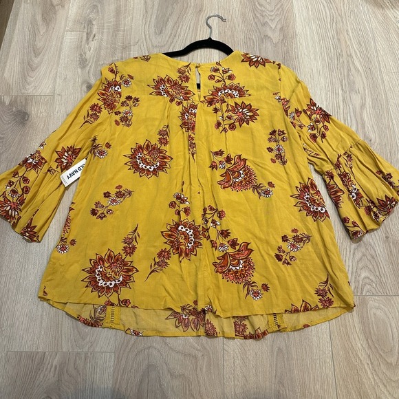 Old Navy Womens Yellow/Gold Floral 3/4 Flutter Sleeve Bohemian Top NWT! Fall - Picture 8 of 8